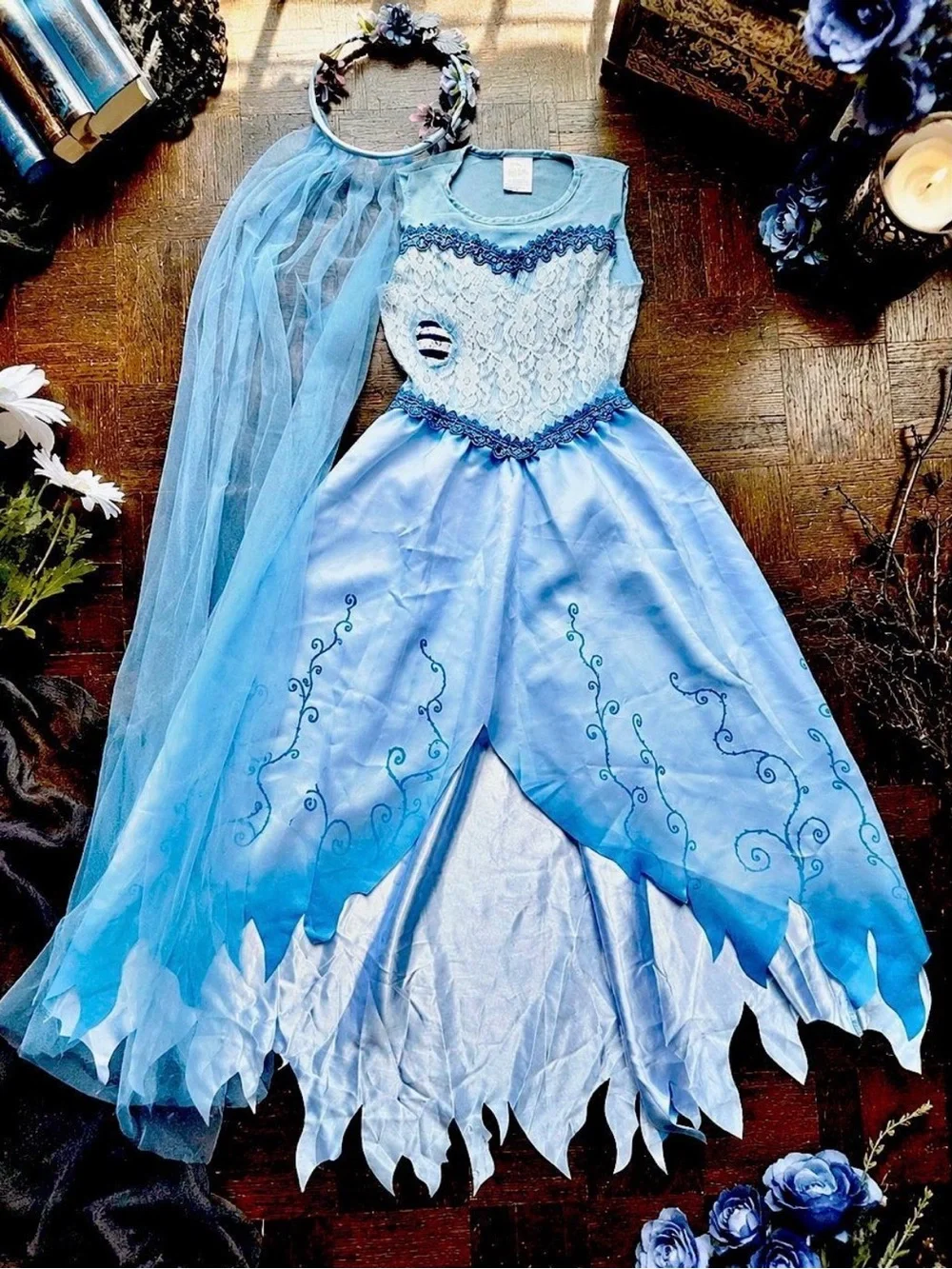 Disney Corpse Bride Emily Costume Dress & Veil Kids Medium Halloween